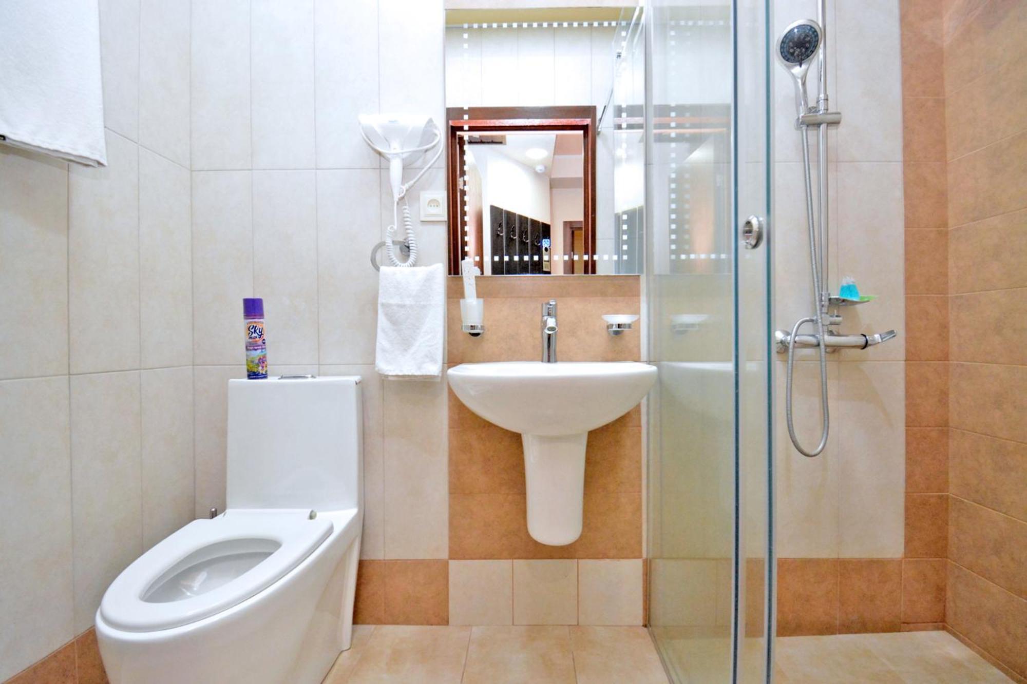 Partez Hotel Yerevan Bagian luar foto