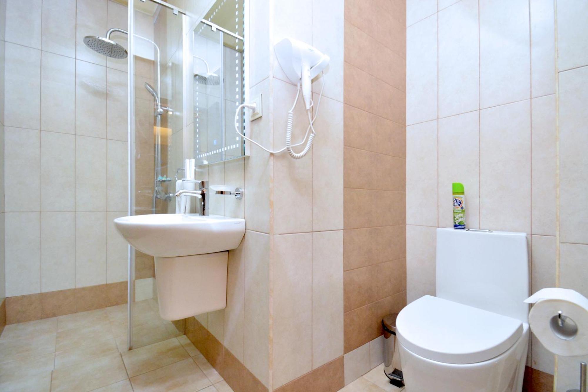 Partez Hotel Yerevan Bagian luar foto